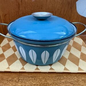 Vintage Cathrineholm Blue Enamel Lotus Casserole Dish with Lid